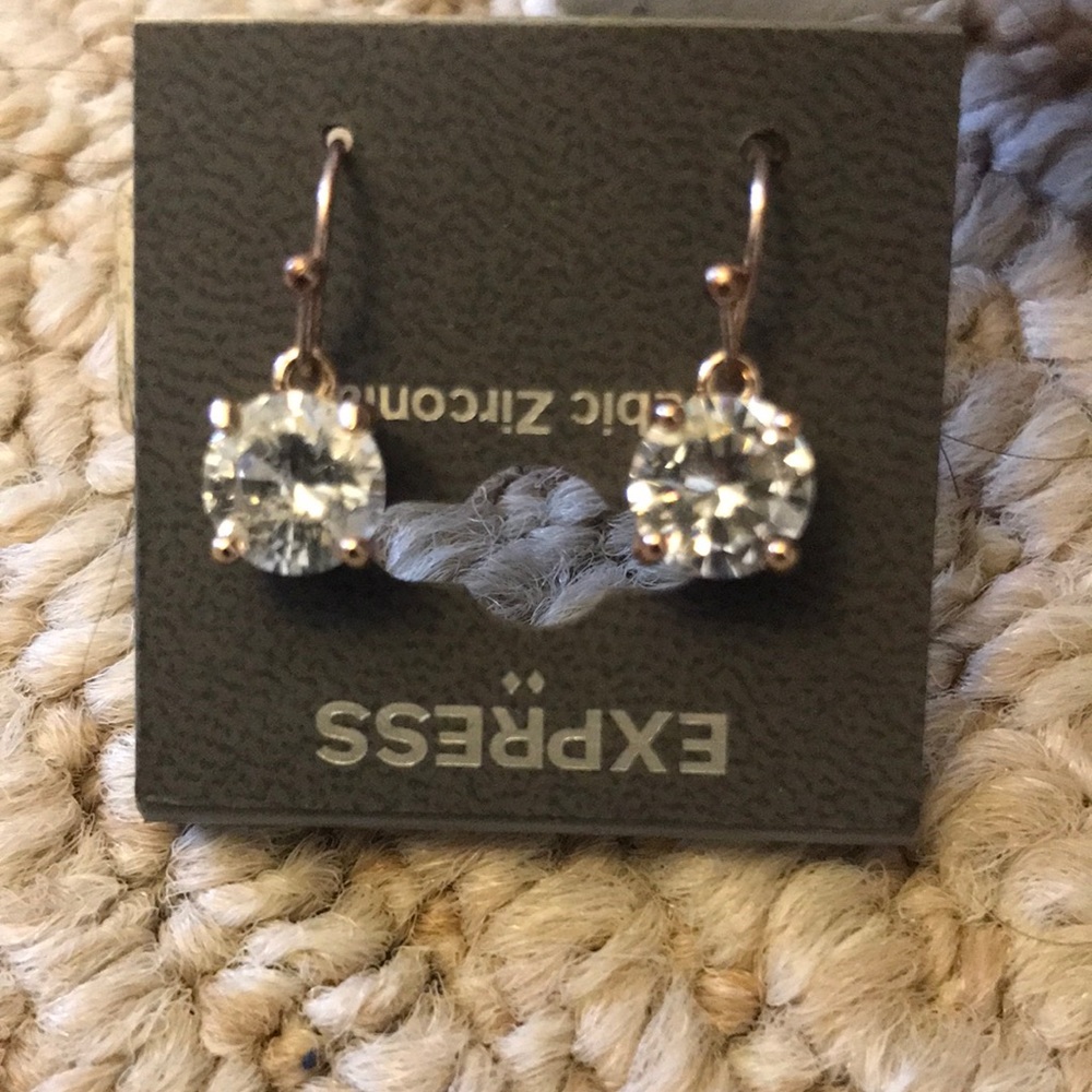 Delicate dangling cubic zirconia earrings GOLD